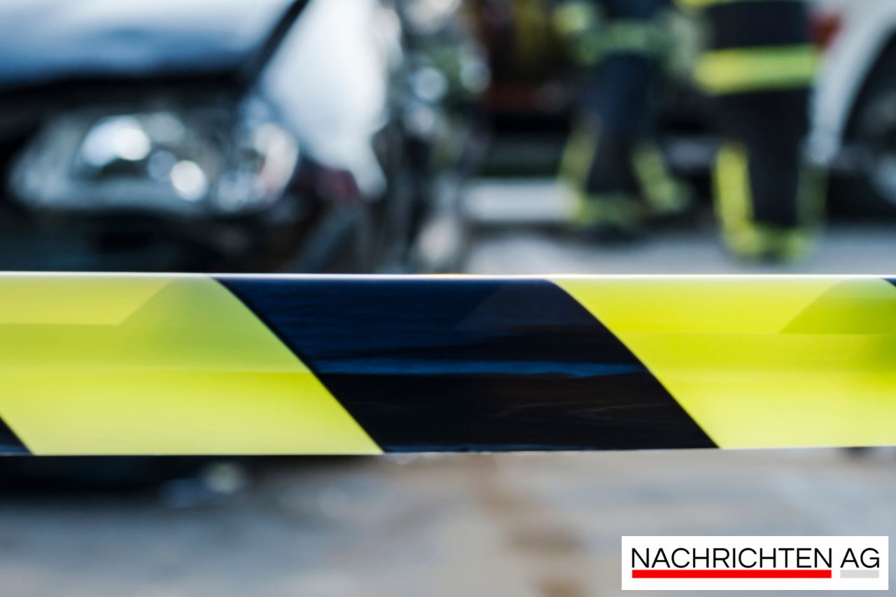 Feuerwehr rettet Altbacher vor Küchenbrand – Nachbarn handeln schnell!